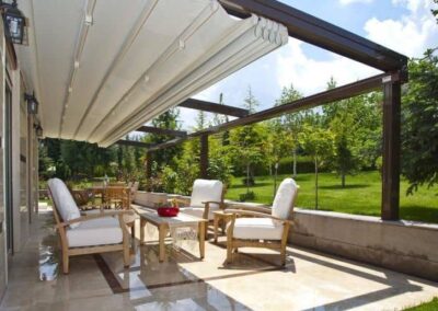 Toldos originals, innovació, cortila toldo, moviment